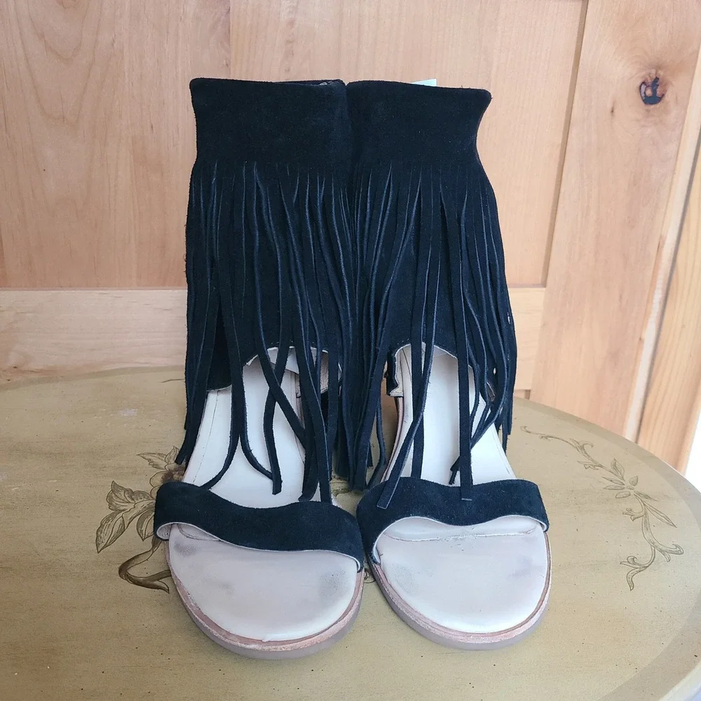 Koolaburra UGG Piaz II US‎ 11 Black Suede Fringe Heel Sandals Boho Festival